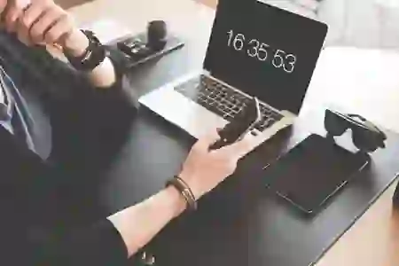 아이폰 오전 오후 말고 24시간제로 표시하기